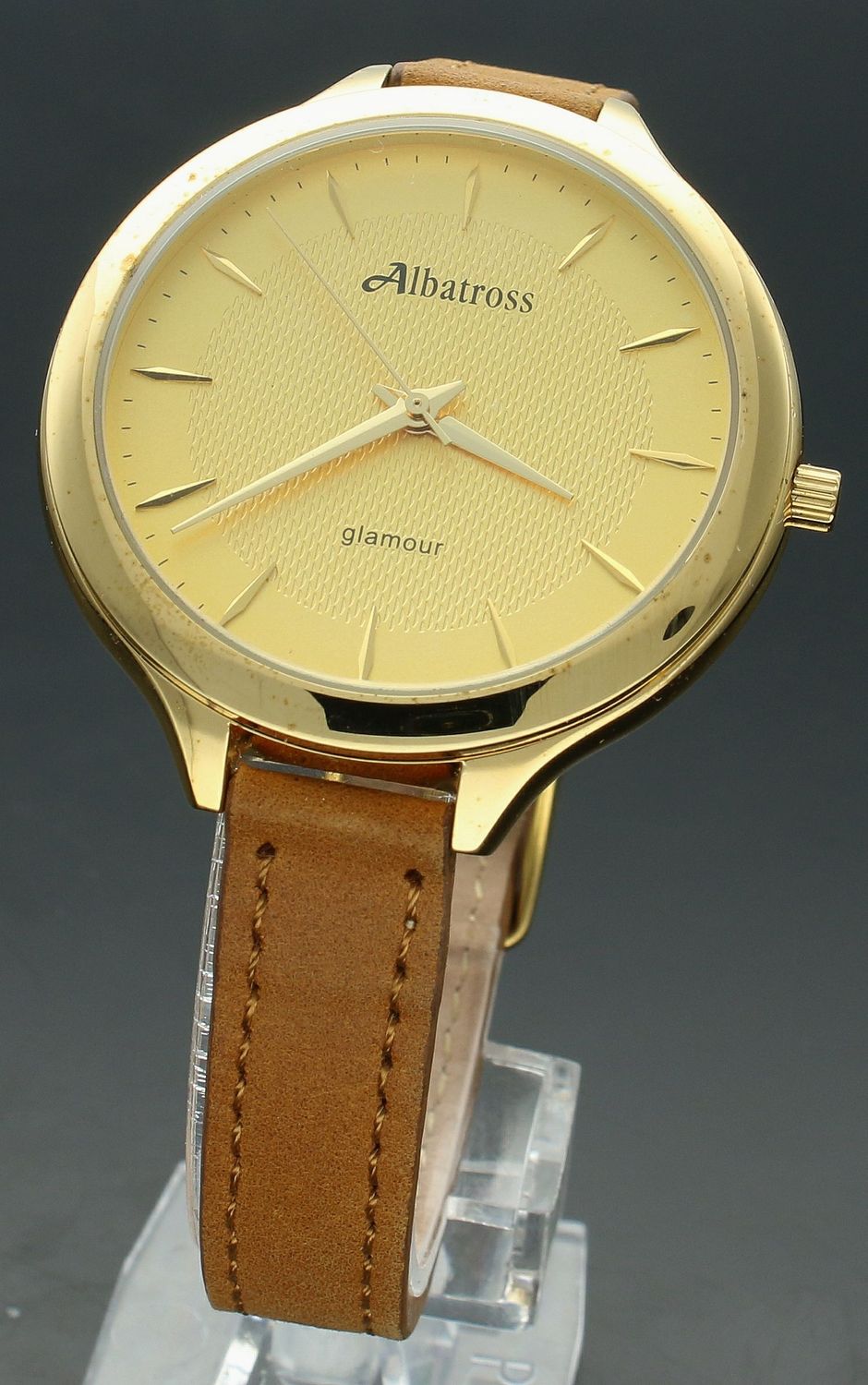 Zegarek damski na brązowym pasku Albatros ABBB96 brąz. Damski zegarek na pasku. Zegarek damski na brązowym pasku. Tani zegarek damski. Tani zegarek dla kobiety ze złotą tarczą. Zegarek na prezent dla kobiety.  (2).jpg